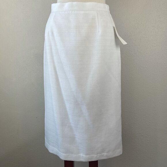 NWT Sag Harbor Suit White Jacket and Skirt Size 10 - Picture 12 of 16